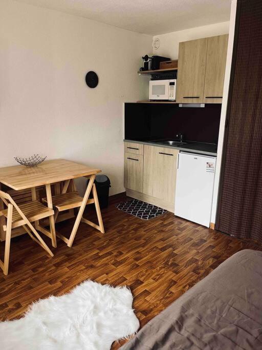 Apartment Confortable Et Chaleureux, Vue Magnifique
